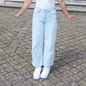 H&M Light Blue Women Jeans
